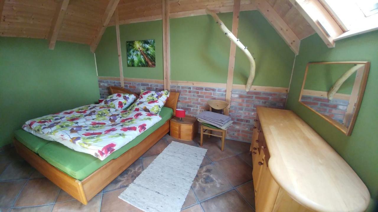 Ziegeleihof Inmitten Von Wiesen Und Waeldern Degenershausen Екстериор снимка